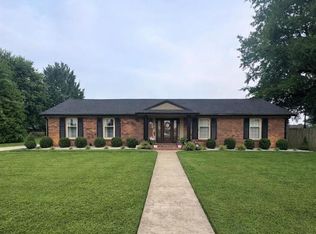 1738 College Dr, Owensboro, KY 42301