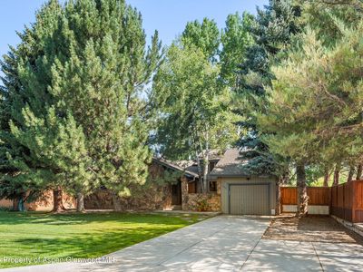 395 Stagecoach Ln, Carbondale, CO, 81623