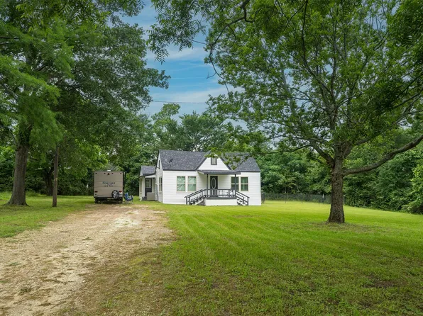 111 N Olive St, Malakoff, TX 75148