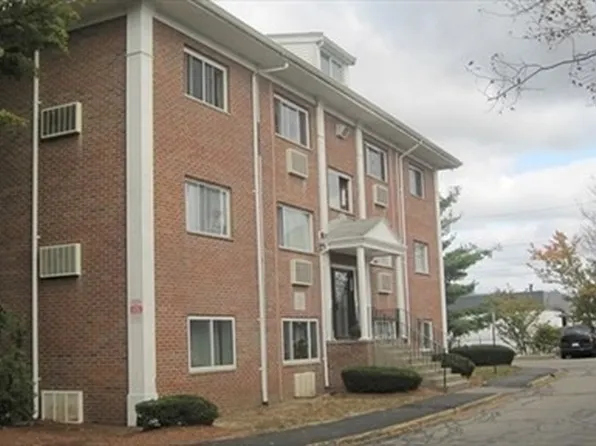 154 2nd St #210, Framingham, MA 01701