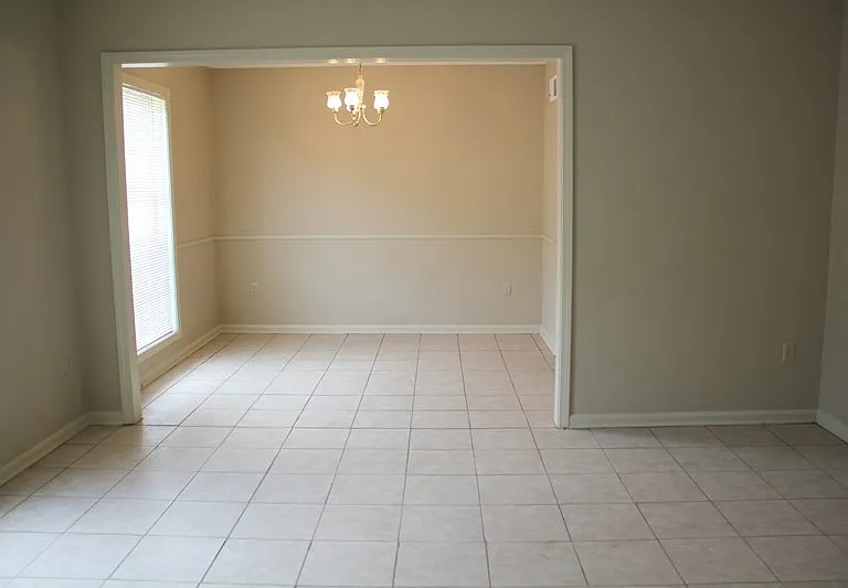 3729 Village Oak Cv — Photo 6