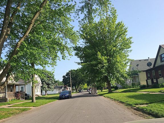 4th image of 1523 31st St
