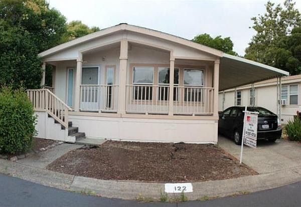 1st image of 122 Vista Cir #122