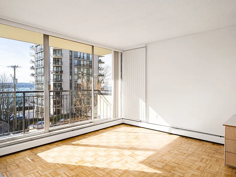 1534 Harwood St #201 — Photo 5