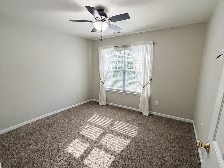 12018 Royal Castle Ct — Photo 7