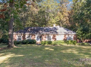 2643 Rolling Hills Dr, Monroe, NC 28110