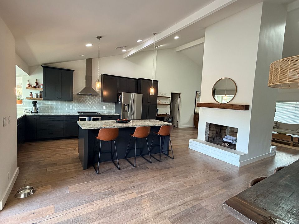 1st image of 5011 E Cortez Dr