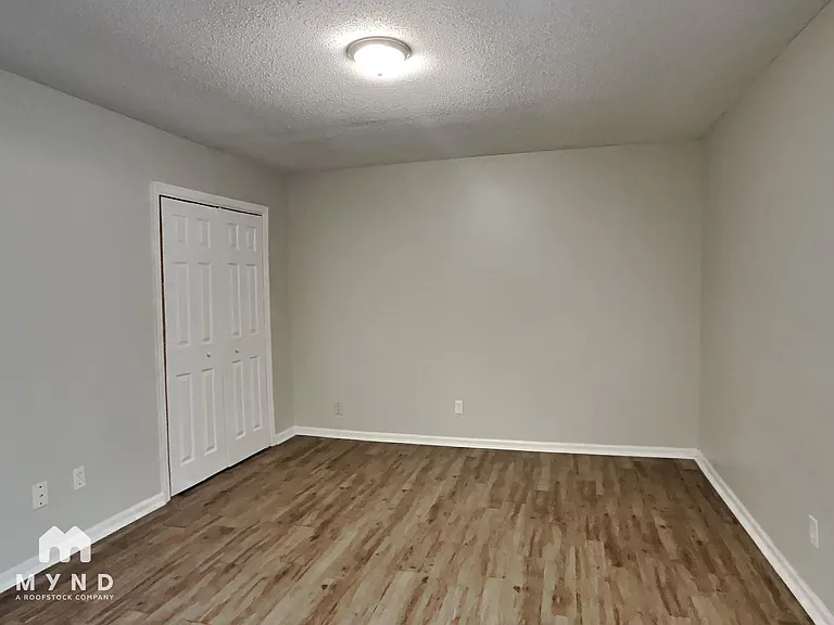 6500 Kathy Cir — Photo 9