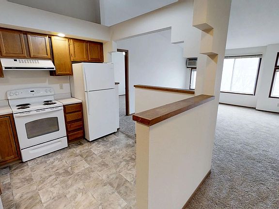 2nd image of 245 Sinclair Ave Unit 318