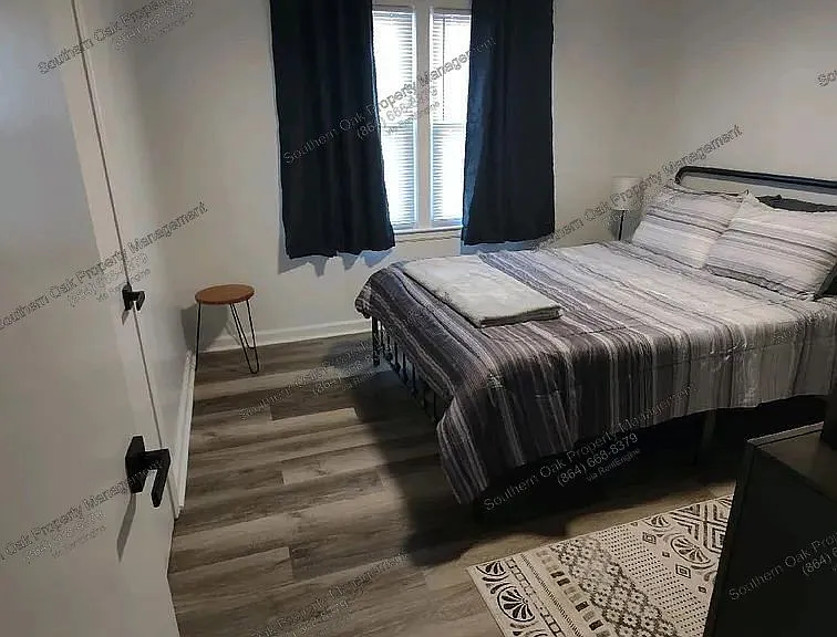 602 Evelyn Dr — Photo 2
