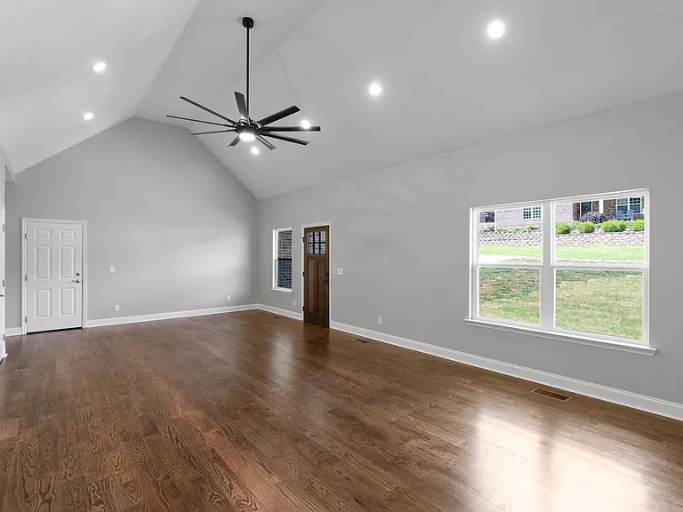 611 Sunset Valley Dr — Photo 15