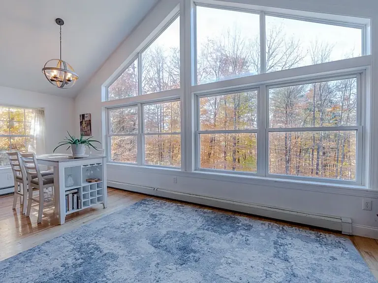 45 Lakeview Dr — Photo 8