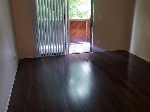 3rd image of 7624 Manor Cir APT 202