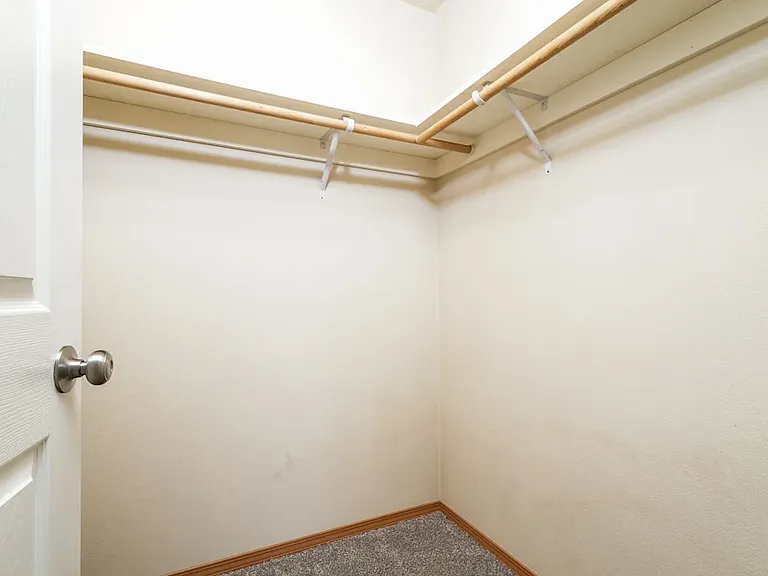 6422 S Warner St — Photo 6