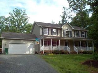 63 Riverside Dr, Palmyra, VA 22963