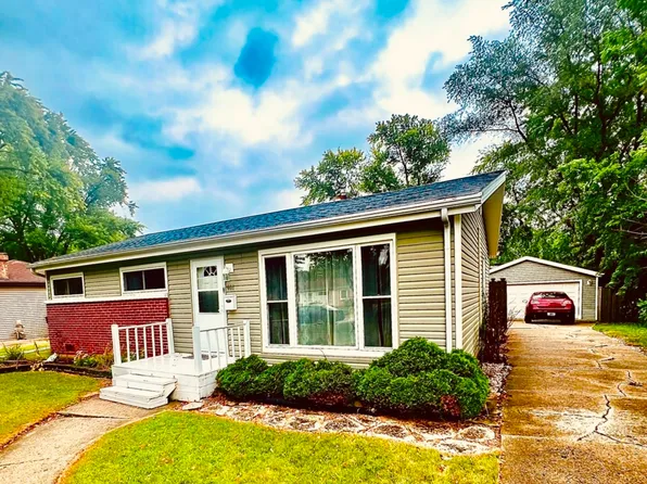 401 N 3rd Ave, Villa Park, IL 60181