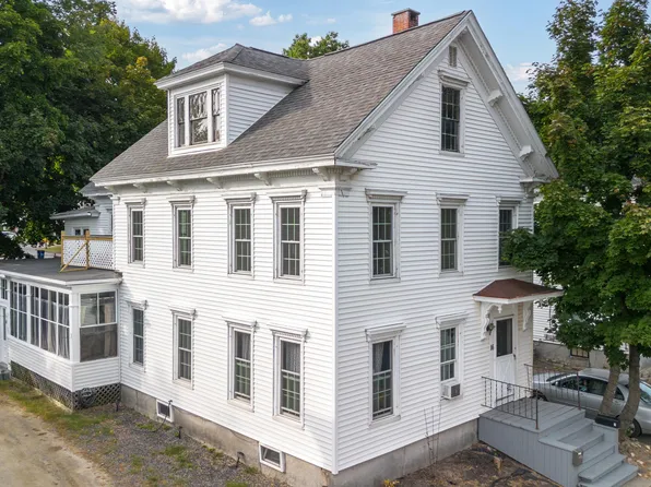 16 Melville Street, Augusta, ME 04330