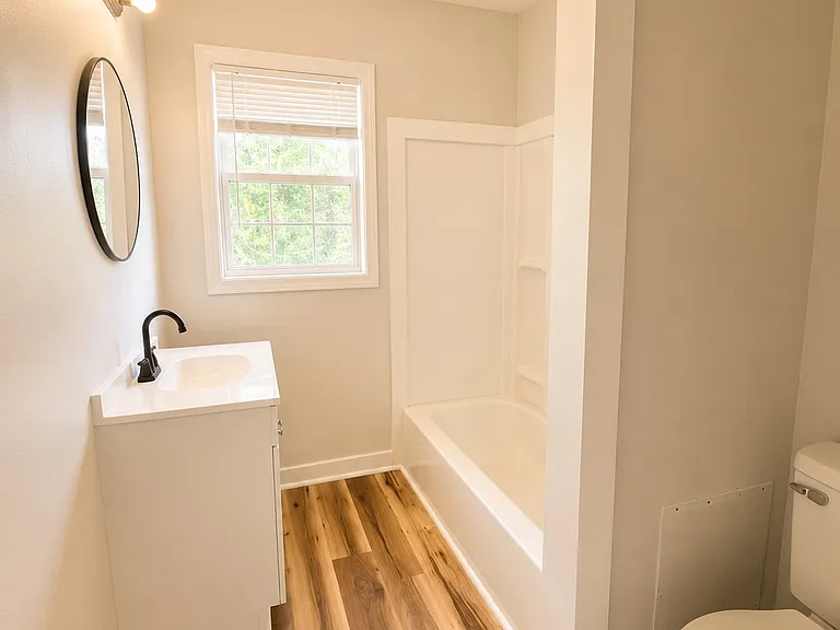 3920 Oaklawn Dr — Photo 8