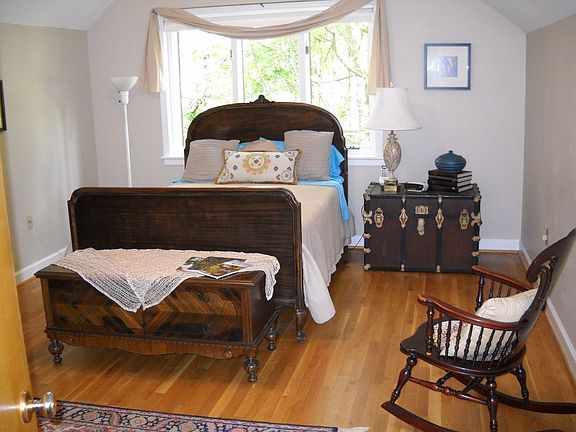 Hardwood floors upstairs and down!