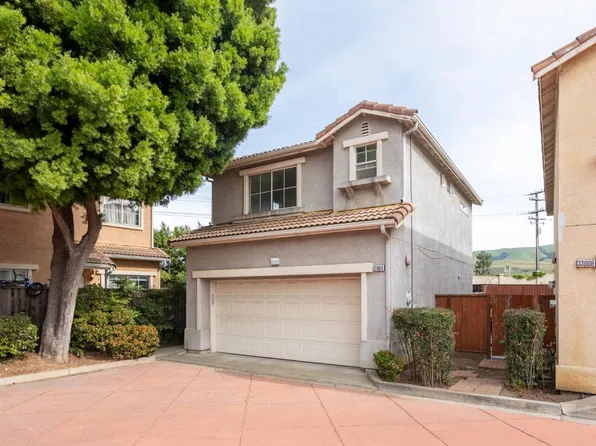 33004 Calle la Mirada Common, Union City, CA 94587