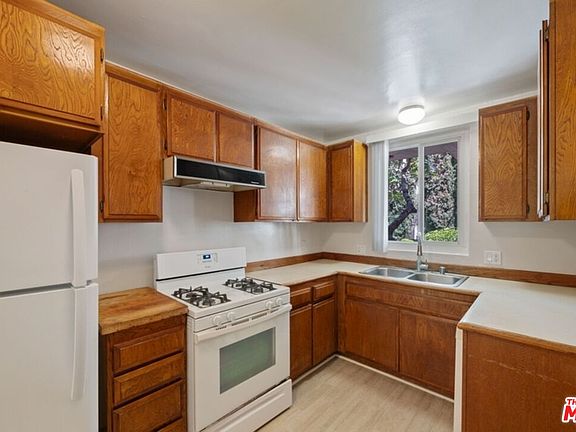 5th image of 11670 W Sunset Blvd APT 112