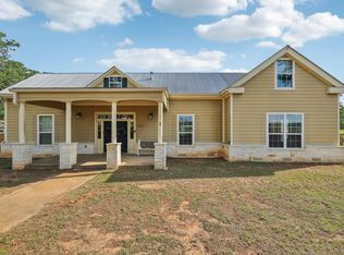 1200 County Road 211, Giddings, TX 78942