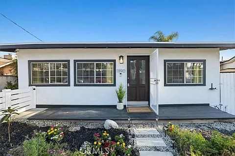 1890 E 20th St, Signal Hill, CA 90755 | Zillow