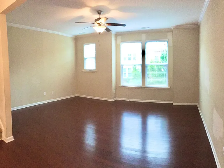 3009 Summerhouse Rd — Photo 7