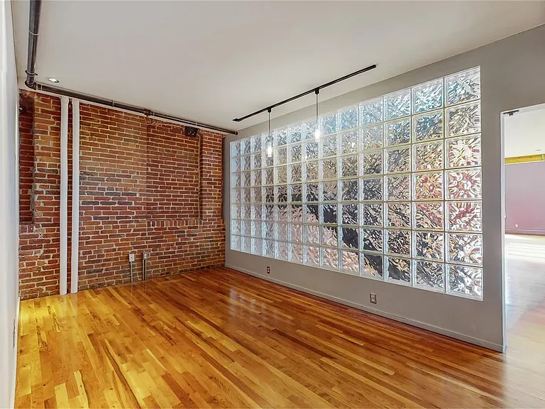 1720 Wynkoop St #411 — Photo 16