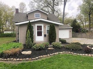 510 Glen Park Dr, Bay Village, OH 44140