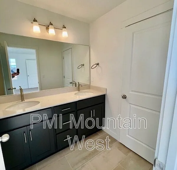 1386 N Copper Sky Dr — Photo 24