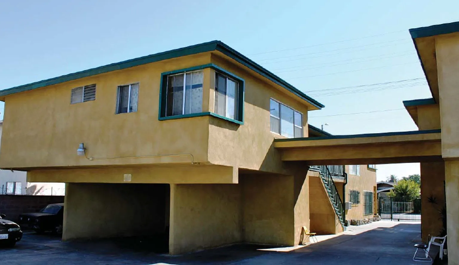 2 bed, 1.0 bath, 700 sqft, $2,700 — Photo 4
