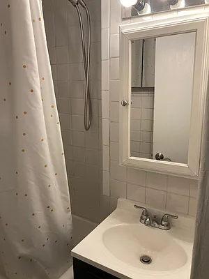 Rented by ALTER REALTY CO INC | media 31