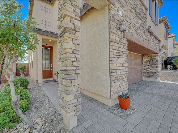 3rd image of 7447 Santo Domingo Ave