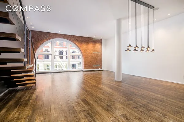 Rented by Compass | media 26