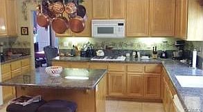 4th image of 2672 Windsor Cir
