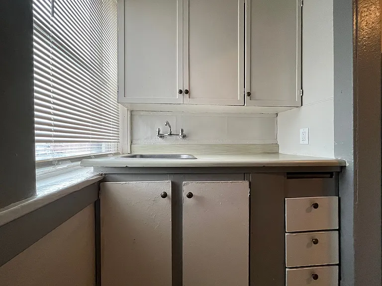 1010 W Boone Ave — Photo 11