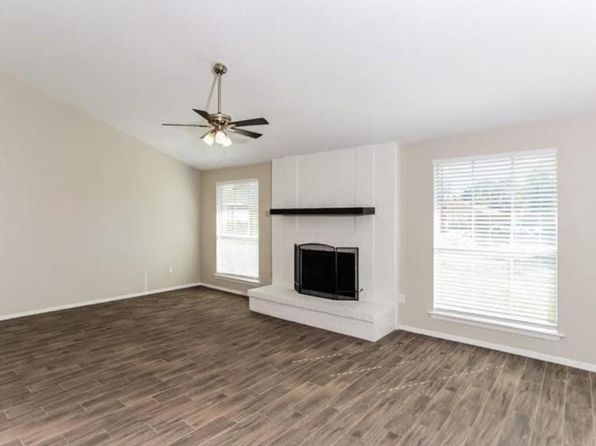 547 Barcelona Cir #2007