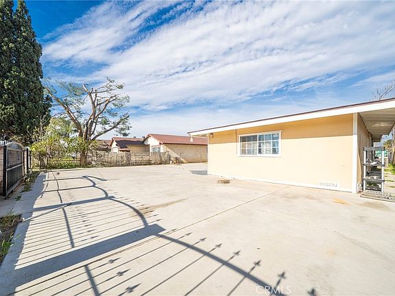 2nd image of 7811 Railroad Ave