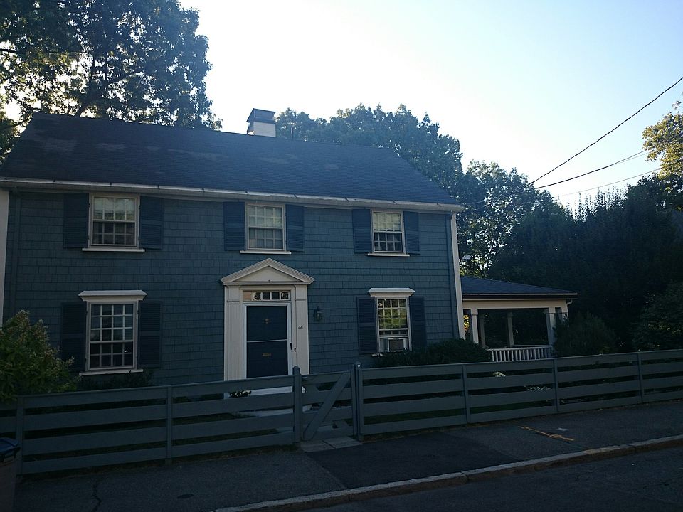 2nd image of 46 Glen Rd
