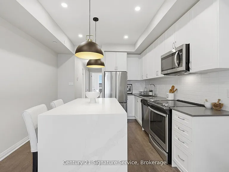 1238 Cawthra Rd #2 — Photo 10