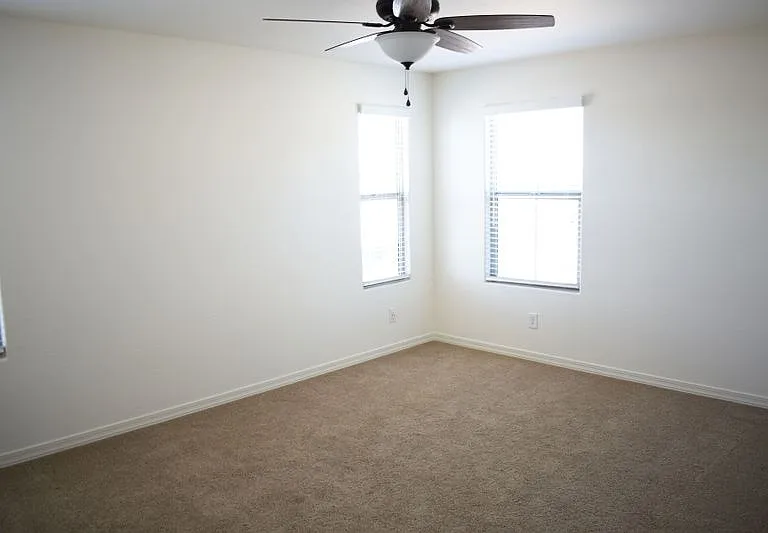 1736 S 82nd Pl — Photo 21