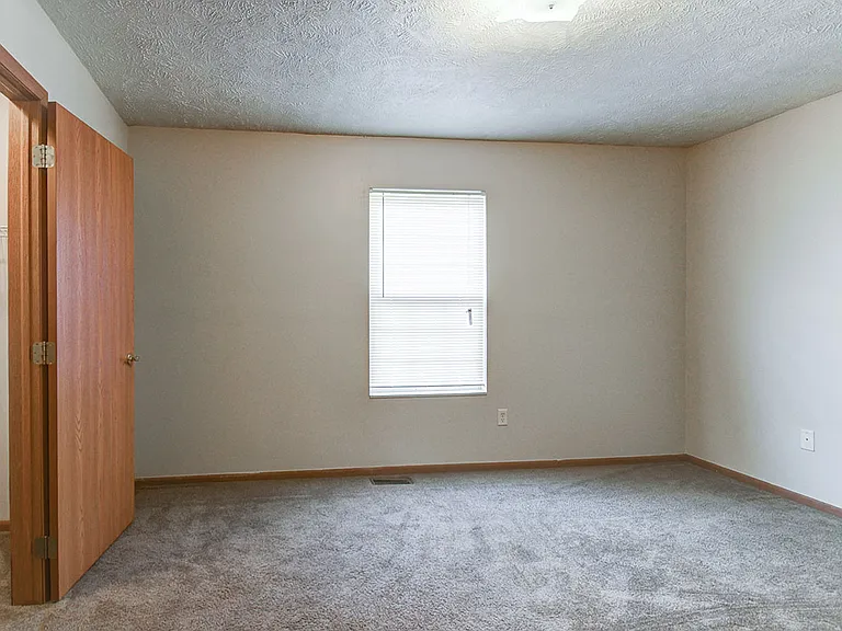 Floor plan 2 bedroom