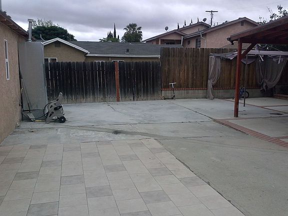 5th image of 7447 Eton Ave