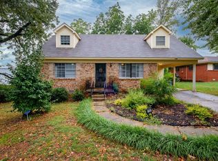11301 Eric Ln, Little Rock, AR 72211