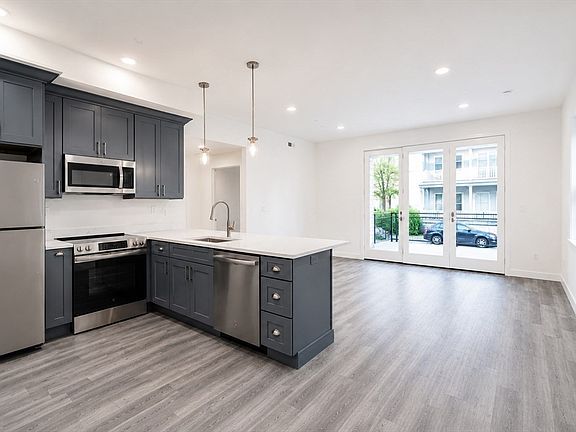3rd image of 67 Harvest St #2