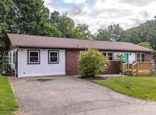 85 Pine Ridge Rd, Mars Hill, NC 28754