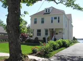 84 Fort St, Fairhaven, MA 02719
