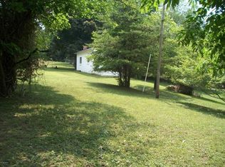 6870 Beach Dr, Radford, VA 24141