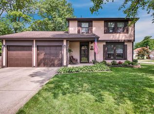 856 Ridenour Rd, Columbus, OH 43230